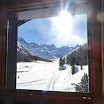 Roseg-gletscher فندق 3*